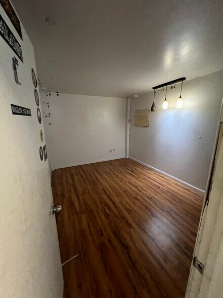 More Photos Of , Gainesville Industrial For Sale