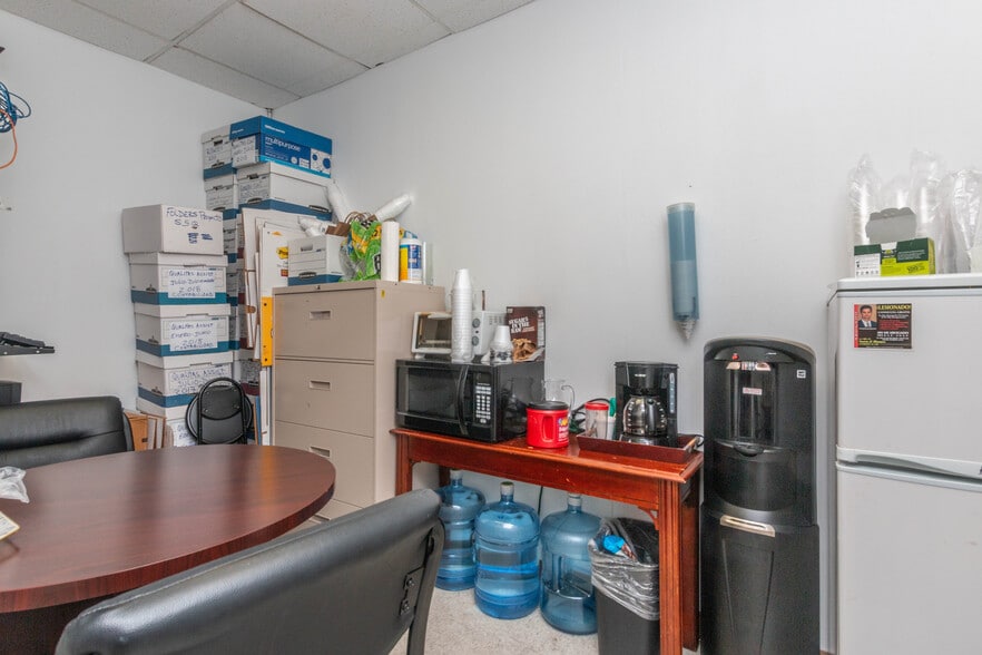 More Photos Of 150 SE 2nd Ave, Miami Office Residential For Sale