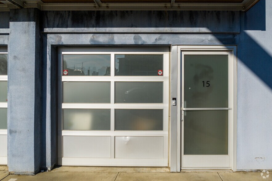 More Photos Of 1940 Union St, Oakland Warehouse For Lease