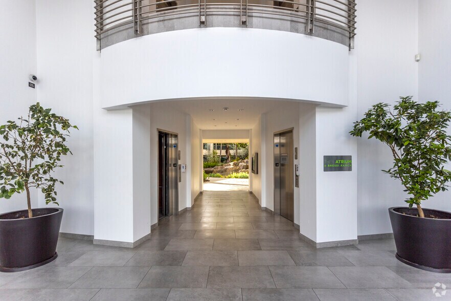 More Photos Of 2888 Loker Ave E, Carlsbad Office For Lease