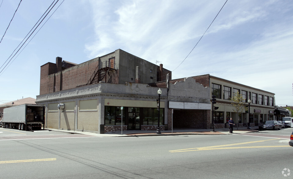 Primary Photo Of 801 Washington St, Stoughton Movie Theatre For Sale