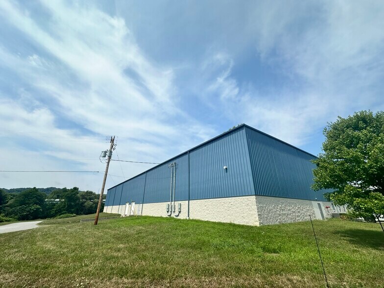 Primary Photo Of 200 8th St, Chester Warehouse For Lease