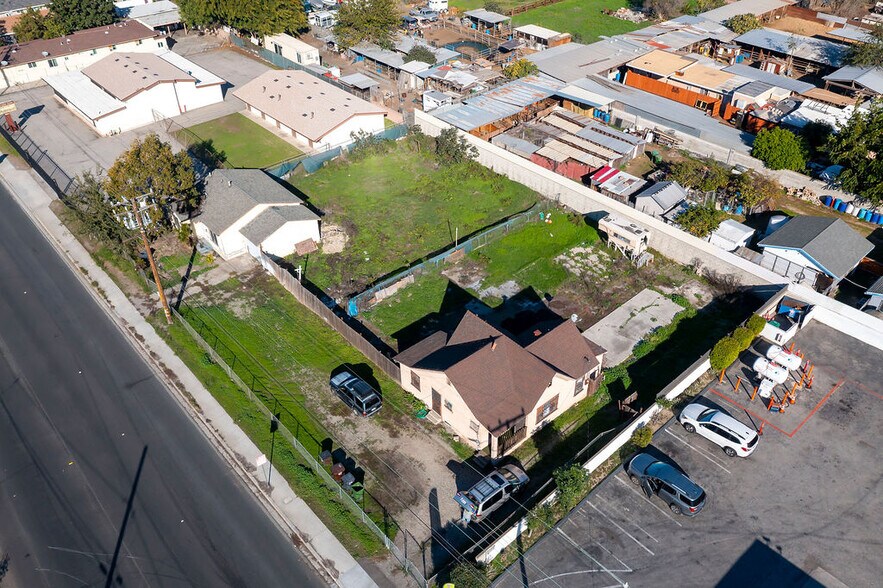 More Photos Of 1230 S Wilmington Ave, Compton Apartments For Sale