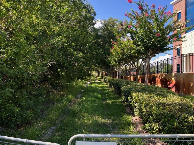 More Photos Of 940 Paul Hoyer Wy, Lake Mary Land For Lease