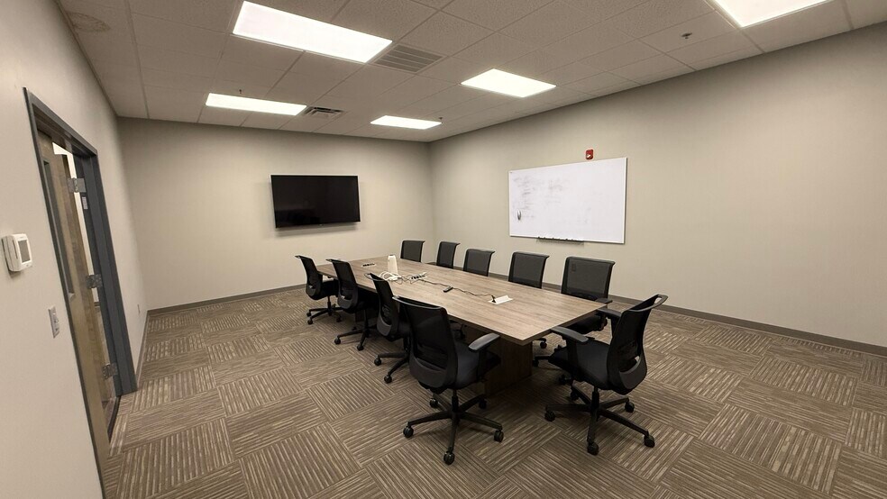 More Photos Of 5463 Watkins St, College Dale Industrial For Lease
