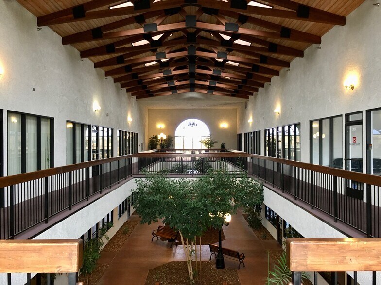 More Photos Of 14075 Hesperia Rd, Victorville Office For Sale