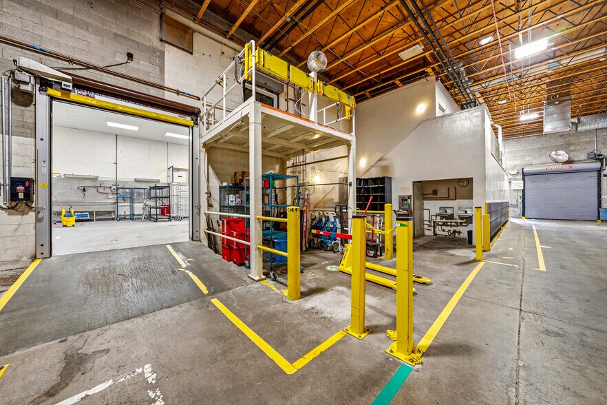 More Photos Of 710 Jefferson Ave, Ashland Light Manufacturing For Lease