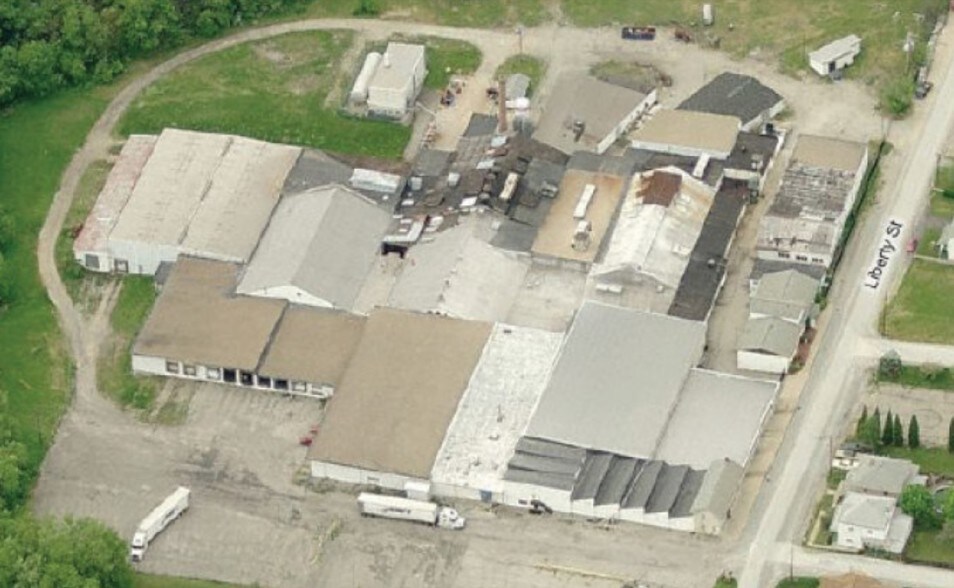 More Photos Of 1900 Liberty St, Mount Pleasant Manufacturing For Lease
