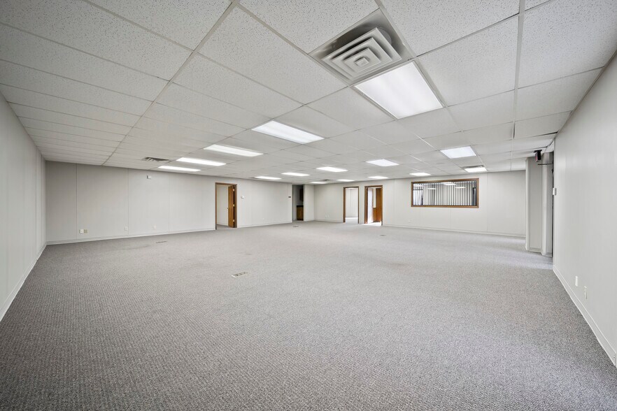 More Photos Of 1815 W Detroit St, Broken Arrow Service For Lease