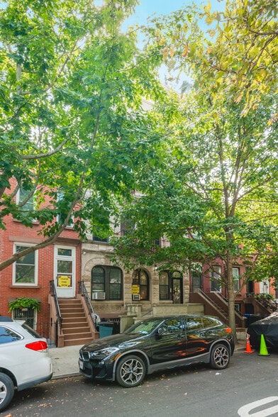 More Photos Of 328 Madison St, Brooklyn Apartments For Sale
