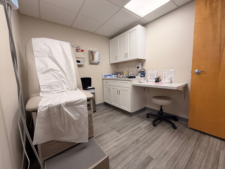 More Photos Of 333 School St, Pawtucket Medical For Sale