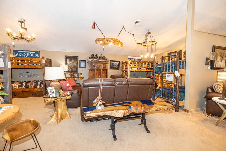 More Photos Of 7967 US Highway 51, Minocqua Freestanding For Sale