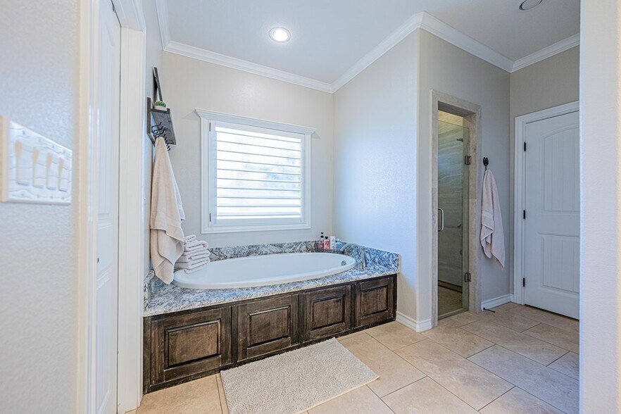 More Photos Of 4012 E County Road 63, Midland Specialty For Sale