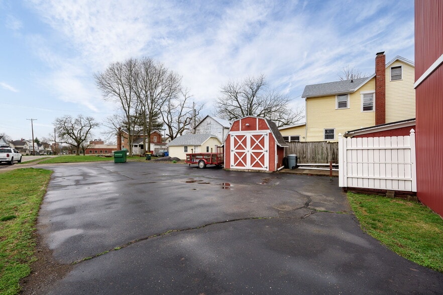 More Photos Of 46 Jefferson St, Brookville Storefront Retail Residential For Sale