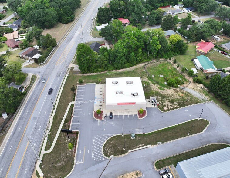 More Photos Of 3845 Saint Marys Rd, Columbus Freestanding For Lease