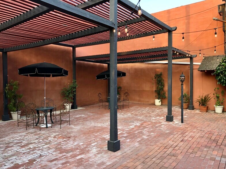 More Photos Of 119 N Main Ave, Fallbrook Restaurant For Sale