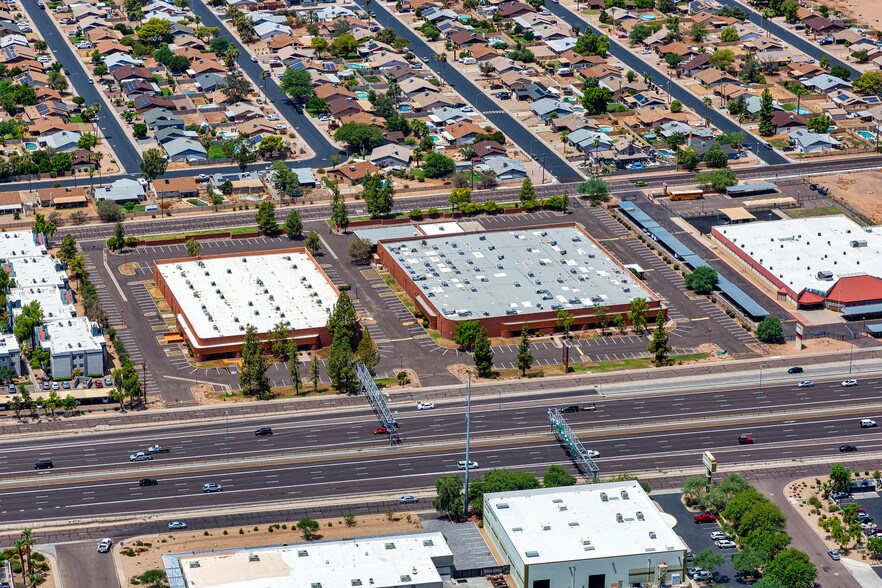 18000 N Black Canyon Hwy, Phoenix, AZ 85053 Warehouse For Sale