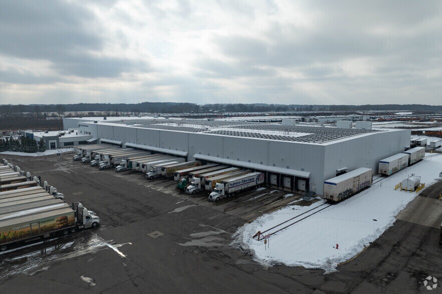 More Photos Of 5300 Tod Ave SW, Warren Refrigeration Cold Storage For Sale