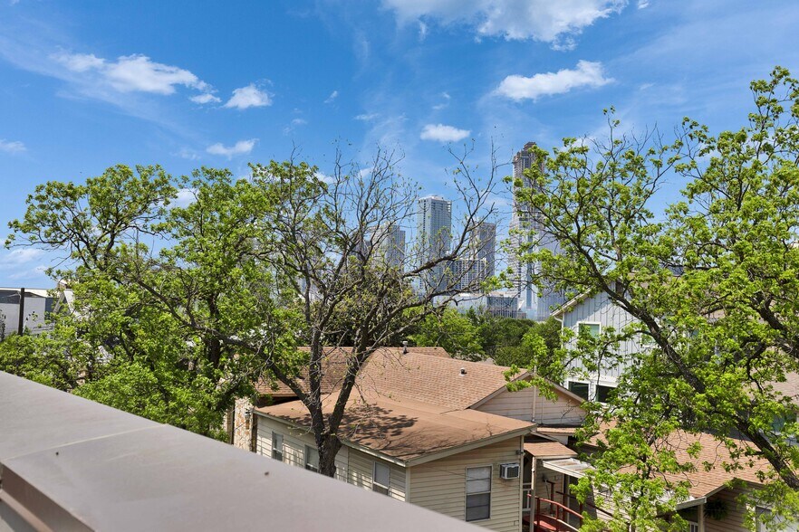 More Photos Of 800 Lydia St, Austin Unknown For Lease