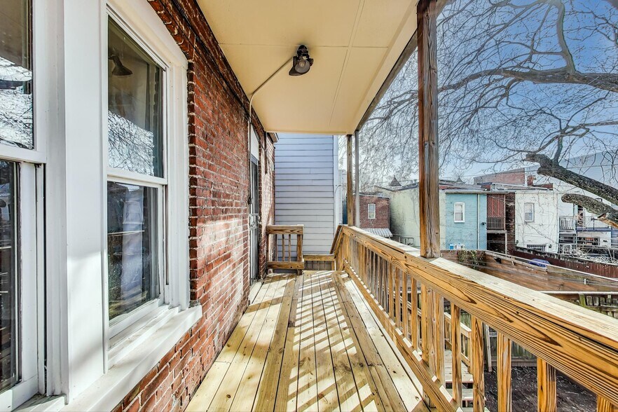 More Photos Of 212 Elm St NW, Washington Apartments For Sale