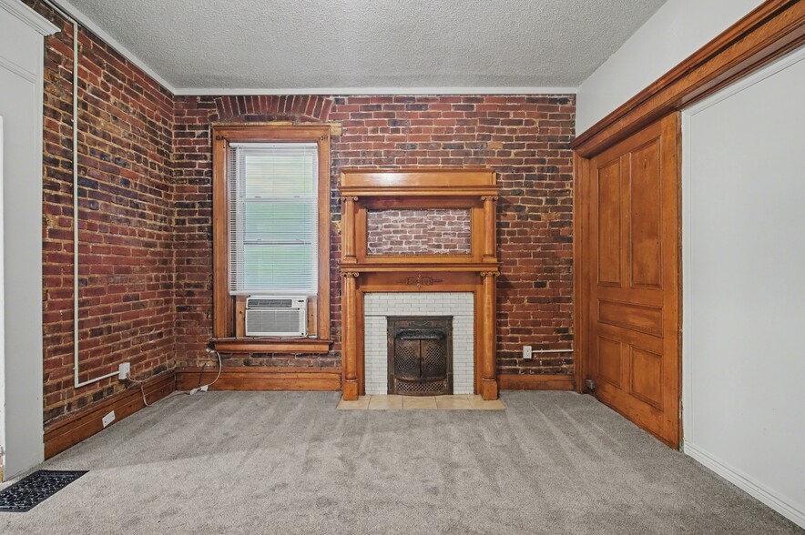 More Photos Of 1537 Pearl St, Denver Apartments For Sale