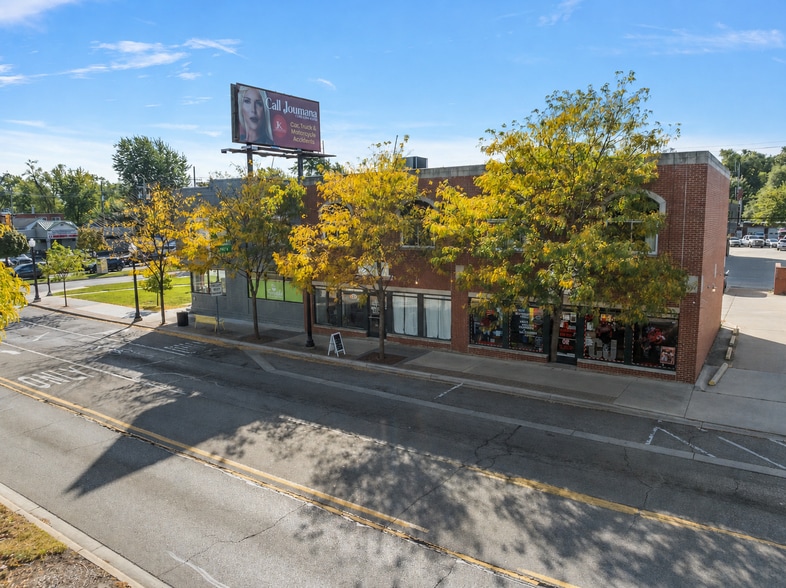 Primary Photo Of 749 W 9 Mile Rd, Ferndale Freestanding For Lease