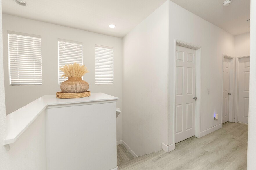 More Photos Of 10997 Cedarhurst Way, Riverside Multifamily For Sale