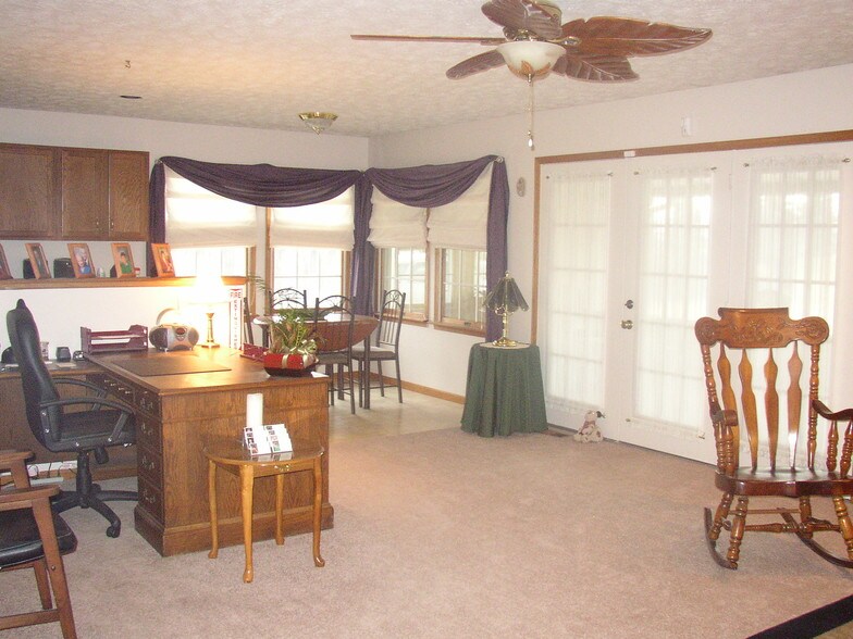 More Photos Of 2938 London Groveport Rd, Grove City Medical For Sale