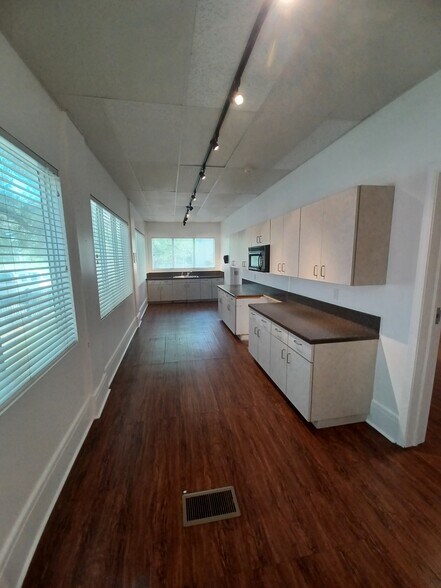 More Photos Of 1830 N Pearl St, Jacksonville Office Residential For Lease