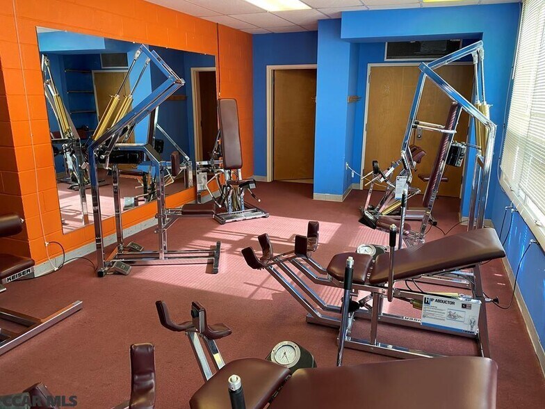 More Photos Of 1510-1520 Martin St, State College Sports And Entertainment For Lease