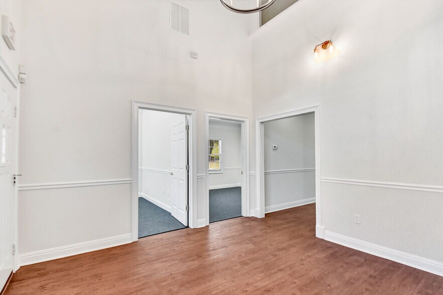 More Photos Of 1551 Jennings Mill Rd, Bogart Office For Lease