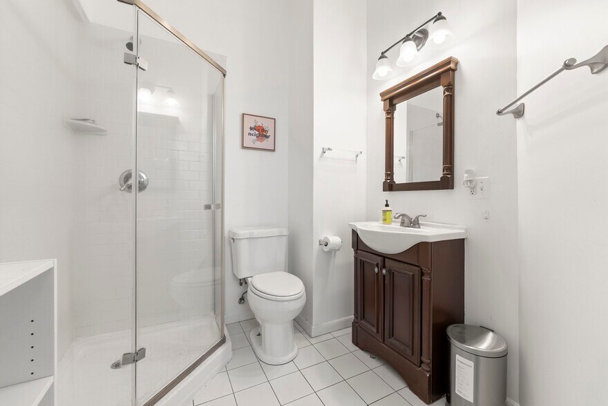 More Photos Of 268-270 Washington Ave, Belleville Office For Lease