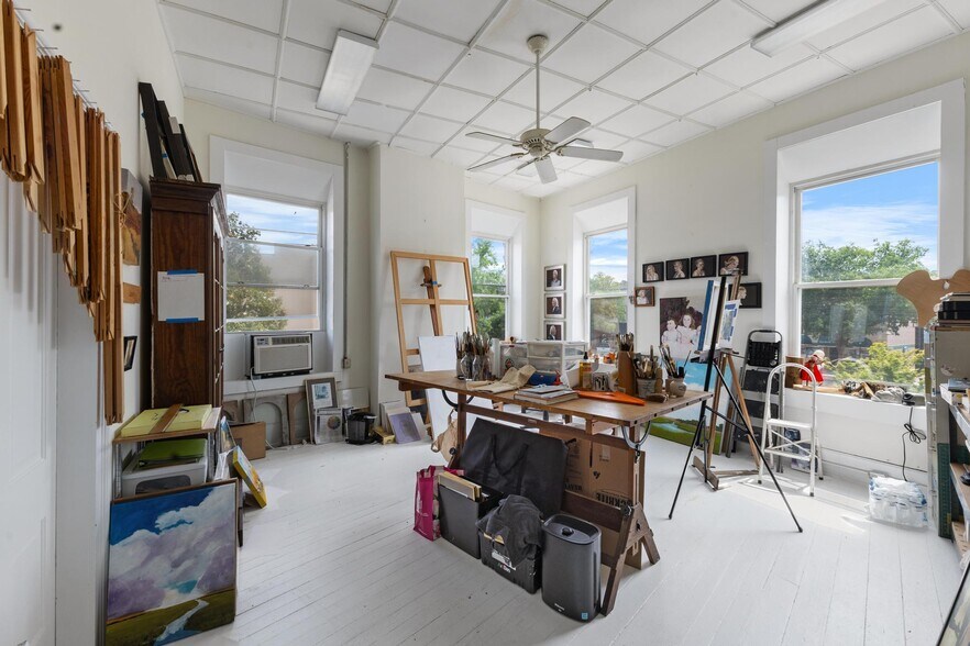 More Photos Of 147 Laurens SW st, Aiken Office For Lease