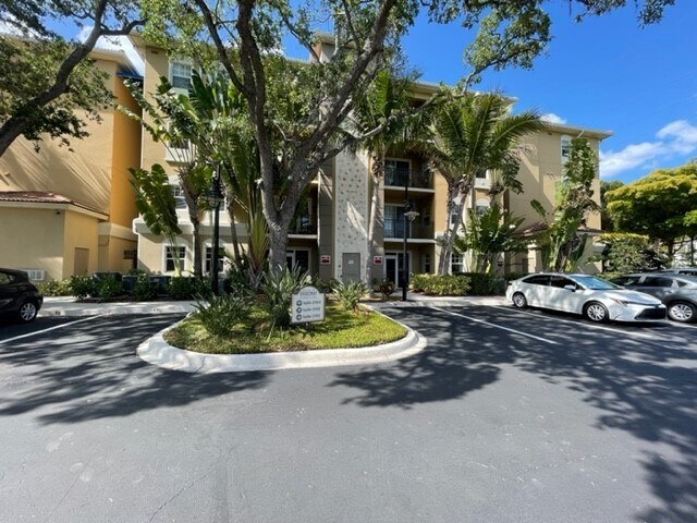 More Photos Of 1268 11th St, Sarasota Office For Sale