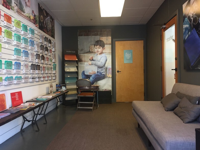 More Photos Of 1461-1467 Park Ave, Emeryville Manufacturing For Lease