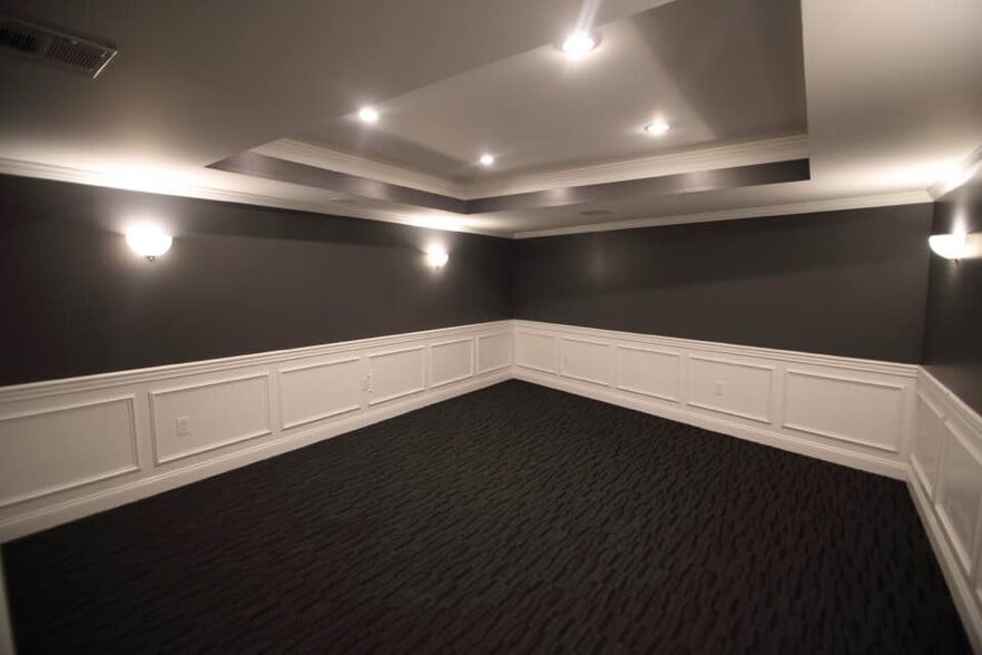 More Photos Of 775 Clairton Blvd, Pittsburgh Freestanding For Sale