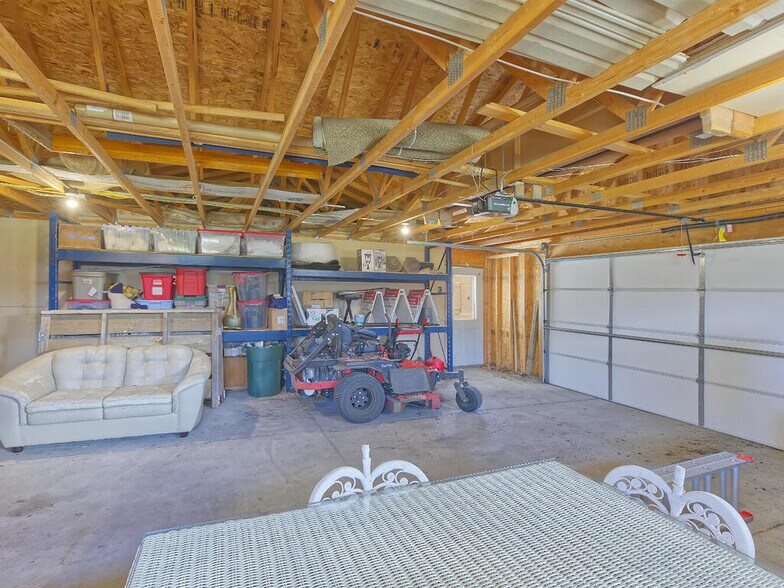 More Photos Of 410 1st St N, Winsted Office For Sale