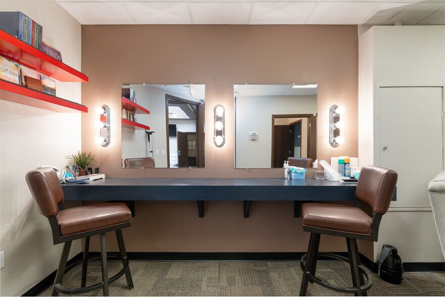 More Photos Of 2235 W Alice Ave, Phoenix Research And Development For Sale