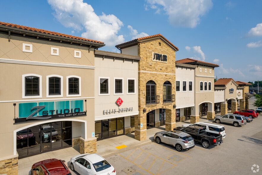 More Photos Of 8931 S Yale Ave, Tulsa Freestanding For Lease