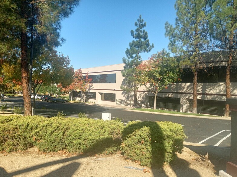 More Photos Of 5065 Deer Valley Rd, Antioch Medical For Lease