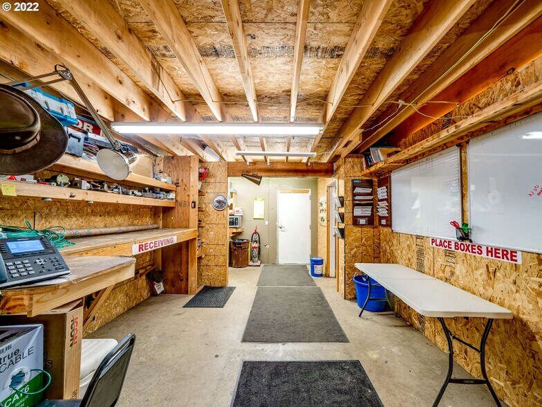 More Photos Of 4190 Highway 101 N, Tillamook Warehouse For Sale