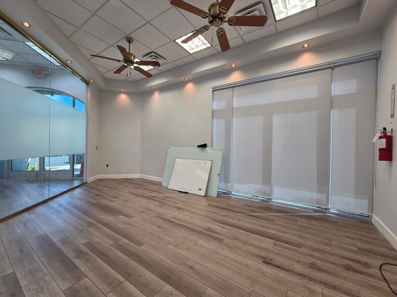More Photos Of 2435 W Horizon Ridge Pky, Henderson Medical For Lease