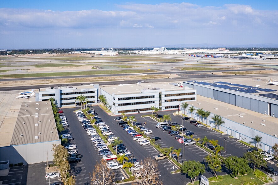 More Photos Of 3355 E Spring St, Long Beach Office For Lease