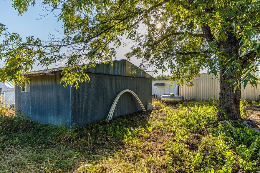 More Photos Of 400 Highway 22, Clifton Storefront Retail Office For Lease