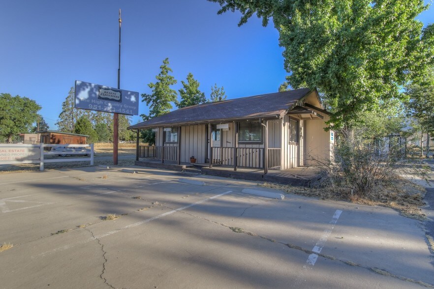 More Photos Of 56460 US Highway 371, Anza Office For Sale