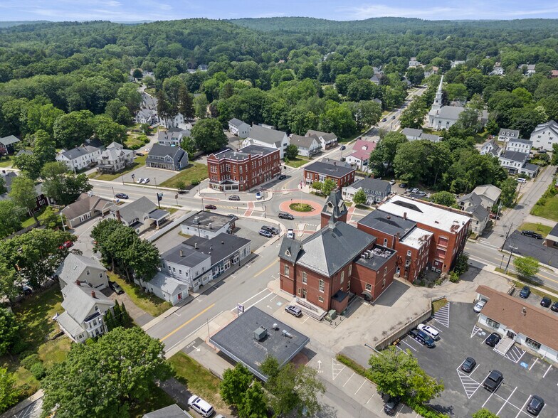 More Photos Of 12 School St, Merrimac Bank For Lease