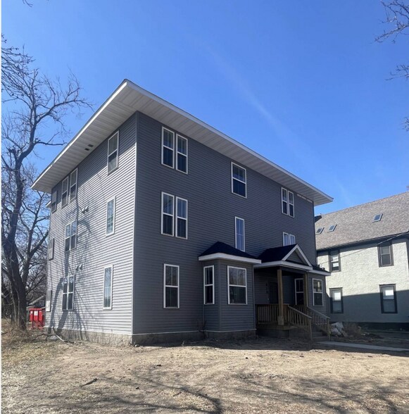 Primary Photo Of 814 6th St SE, Minneapolis Apartments For Sale