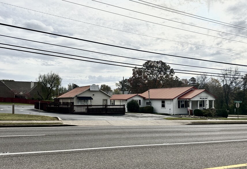 Primary Photo Of 9044 Middlebrook Pike, Knoxville Office For Sale