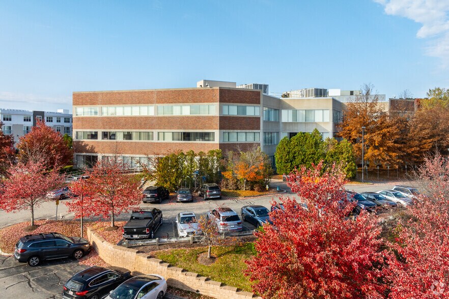 More Photos Of 314 Littleton Rd, Westford Office For Lease