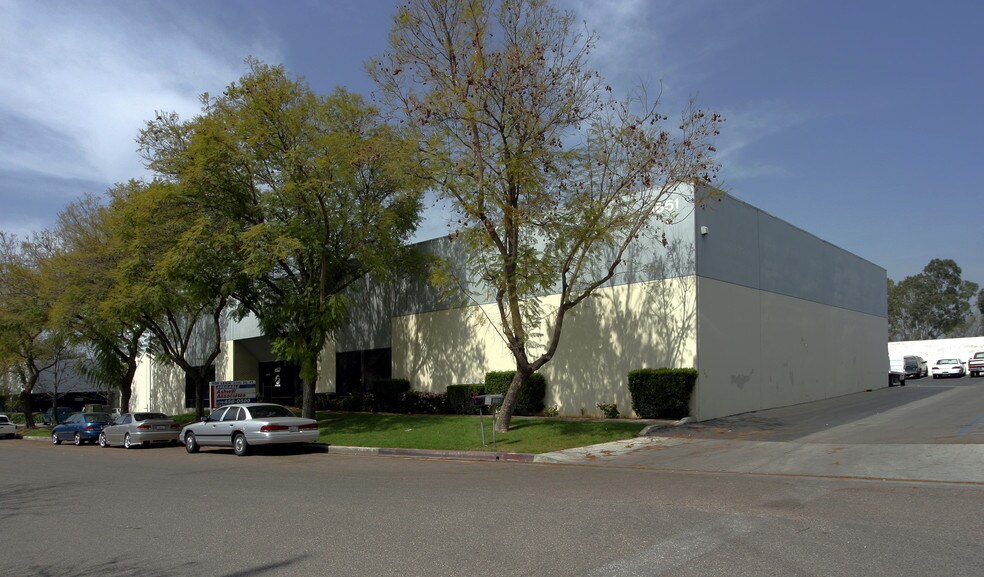 More Photos Of 1651 Market St, Corona Warehouse For Lease